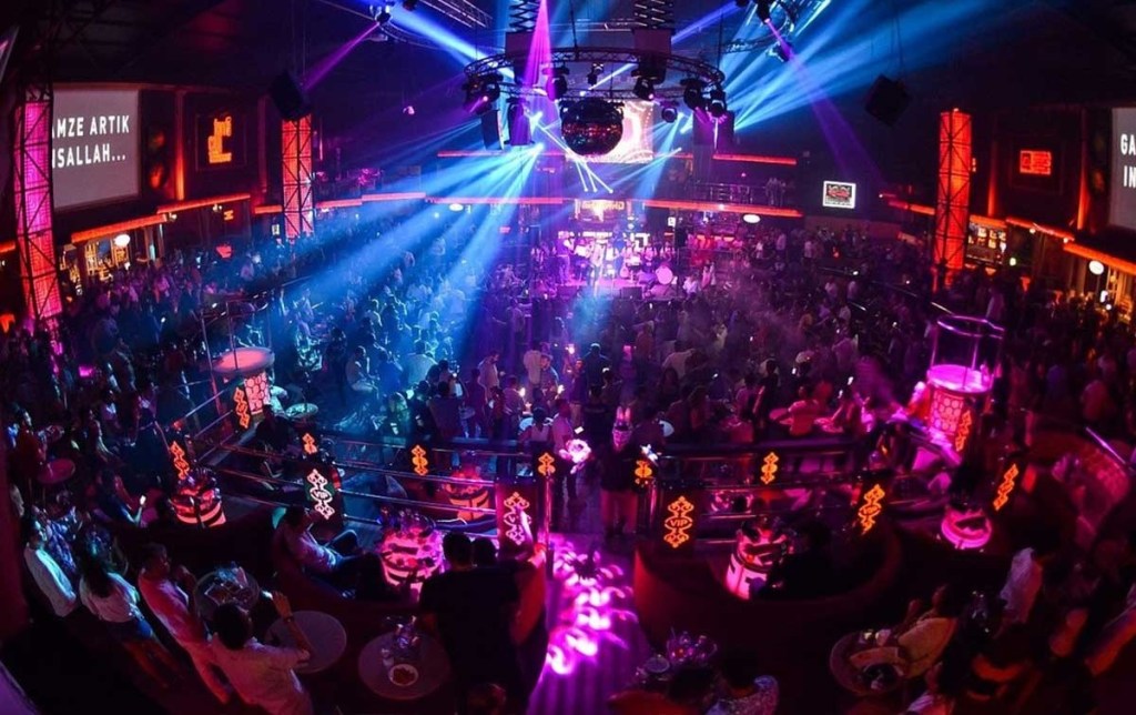 Inferno Club Kemer: Unutulmaz Bir Gece Hayatı&nbsp;Deneyimi